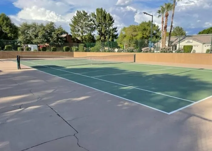 Lakefront Hacienda With Pool, Hot-tub, Tennis *